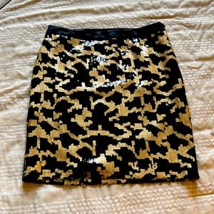 BCBG sequin skirt size 4